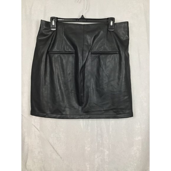 Express Faux Leather Belted Mini Skirt Size Large Black - Picture 5 of 8